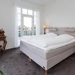 Hotel Gilleleje Strand מלון 3*