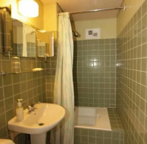 Hotel Gilleleje Strand 3* ジルレジェ
